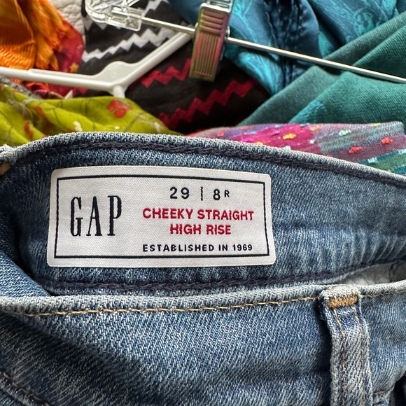 GAP High Rise Denim Jeans - Picture 2 of 4
